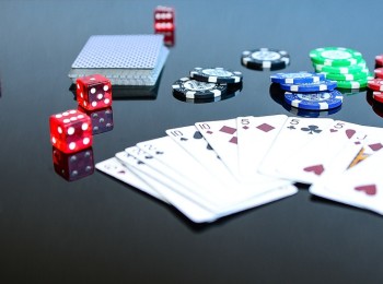 Как помочь игроману